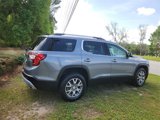Used 2021 GMC Acadia SLT w/ Technology Package image 4