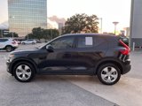 Used 2022 Volvo XC40 T5 Momentum image 4