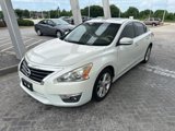 Used 2013 Nissan Altima 2.5 SL w/ Technology Pkg image 3