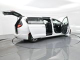 New 2025 Chrysler Pacifica Select image 4