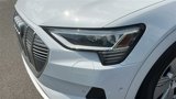 Used 2019 Audi e-tron Prestige w/ Prestige Package image 4