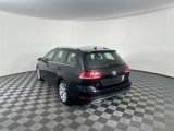 Used 2018 Volkswagen Golf SEL image 5