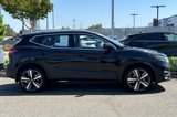 Used 2021 Nissan Rogue Sport SL w/ Premium Package image 3