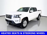 Used 2022 Nissan Frontier SV image 2