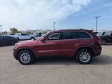 Used 2022 Jeep Grand Cherokee Laredo E image 3