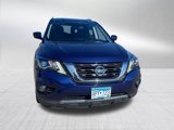 Used 2018 Nissan Pathfinder SV image 2