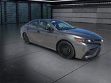 Used 2022 Toyota Camry SE image 2