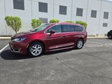 Used 2017 Chrysler Pacifica Touring-L Plus w/ Advanced Safetytec Group image 2