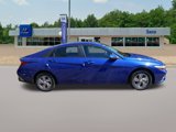 New 2025 Hyundai Elantra SE image 4