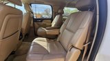 Used 2007 GMC Yukon XL Denali image 6