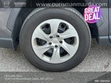 Used 2019 Toyota RAV4 LE image 3