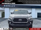 Used 2019 Toyota Tacoma TRD Off-Road image 2
