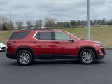 Used 2023 Chevrolet Traverse LT image 2