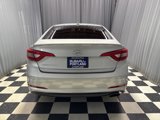 Used 2016 Hyundai Sonata SE image 5