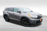 Used 2016 Toyota Highlander XLE image 3