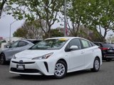 Used 2022 Toyota Prius LE image 2