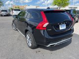 Used 2018 Volvo V60 T5 Cross Country image 3