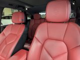 Used 2025 Porsche Macan image 5