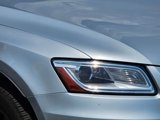 Used 2013 Audi Q5 2.0T Prestige w/ Sport Interior Pkg image 4