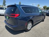 Certified 2023 Chrysler Pacifica Touring-L image 5