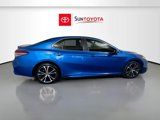 Used 2018 Toyota Camry SE image 2