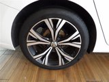 Used 2021 Volkswagen Passat 2.0T SE image 5