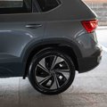 Used 2024 Volkswagen Taos SE image 4