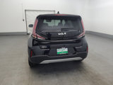Used 2023 Kia Soul LX w/ LX Technology Package image 6