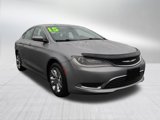 Used 2015 Chrysler 200 Limited w/ Convenience Group image 2