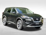 Used 2022 Nissan Rogue SV image 1