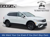 Used 2024 Volkswagen Tiguan SE image 1