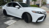 Used 2022 Toyota Camry SE image 3