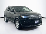 Used 2022 Jeep Compass Latitude image 3