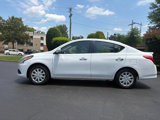 Used 2016 Nissan Versa SV image 4