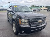 Used 2008 Chevrolet Tahoe LTZ w/ LTZ Preferred Equipment Group image 2