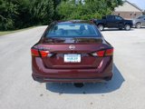Used 2024 Nissan Altima 2.5 SV image 4