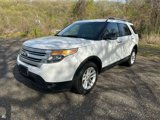 Used 2014 Ford Explorer XLT w/ Equipment Group 202A image 3