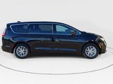New 2025 Chrysler Pacifica Select image 2