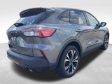 Used 2022 Ford Escape SE w/ SE Sport Appearance Package image 4