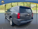 Used 2018 Chevrolet Suburban LT w/ Luxury Package image 3