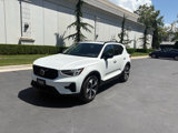 Used 2024 Volvo XC40 B5 Core image 3