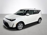 Certified 2023 Kia Soul LX image 2