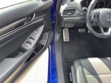 Used 2022 Honda Accord Sport image 2