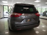 Used 2016 Toyota Sienna Limited image 3