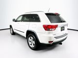 Used 2011 Jeep Grand Cherokee Laredo image 5