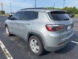 Used 2022 Jeep Compass Latitude image 3