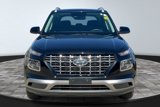 Used 2024 Hyundai Venue SEL image 3