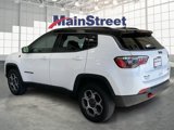 Used 2022 Jeep Compass Trailhawk w/ Trailhawk Convenience Group image 3