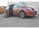 Used 2020 Toyota Sienna Limited Premium image 2