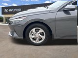 Certified 2023 Hyundai Elantra SE image 5